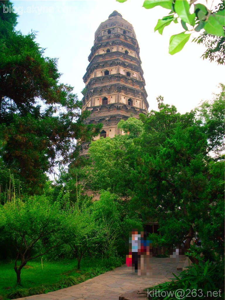 虎丘塔